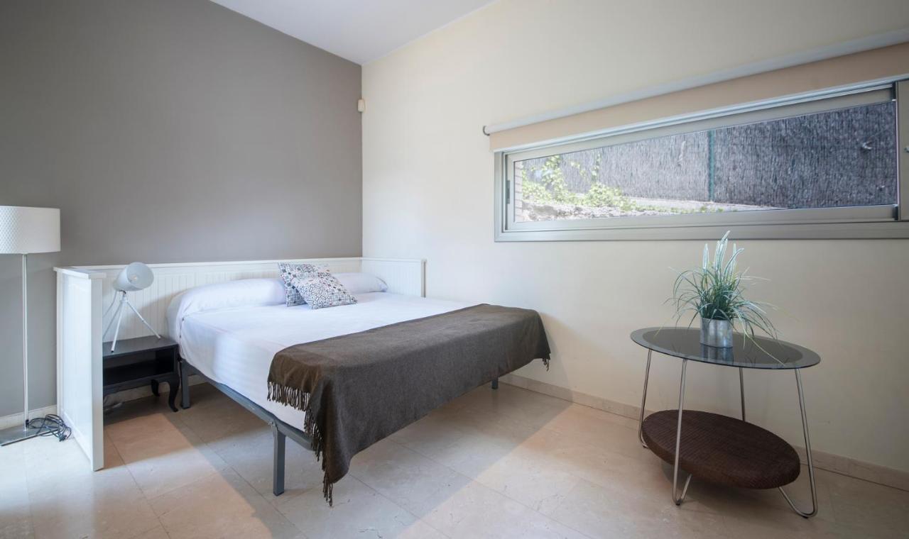 Limonium Deluxe With Private Pool, Tarracohomes *